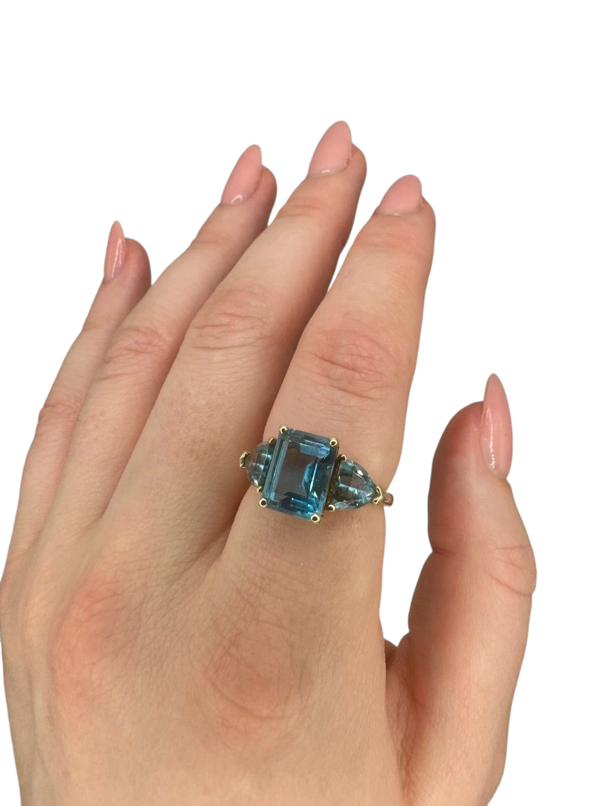 9ct Gold Blue Topaz Set Dress Ring