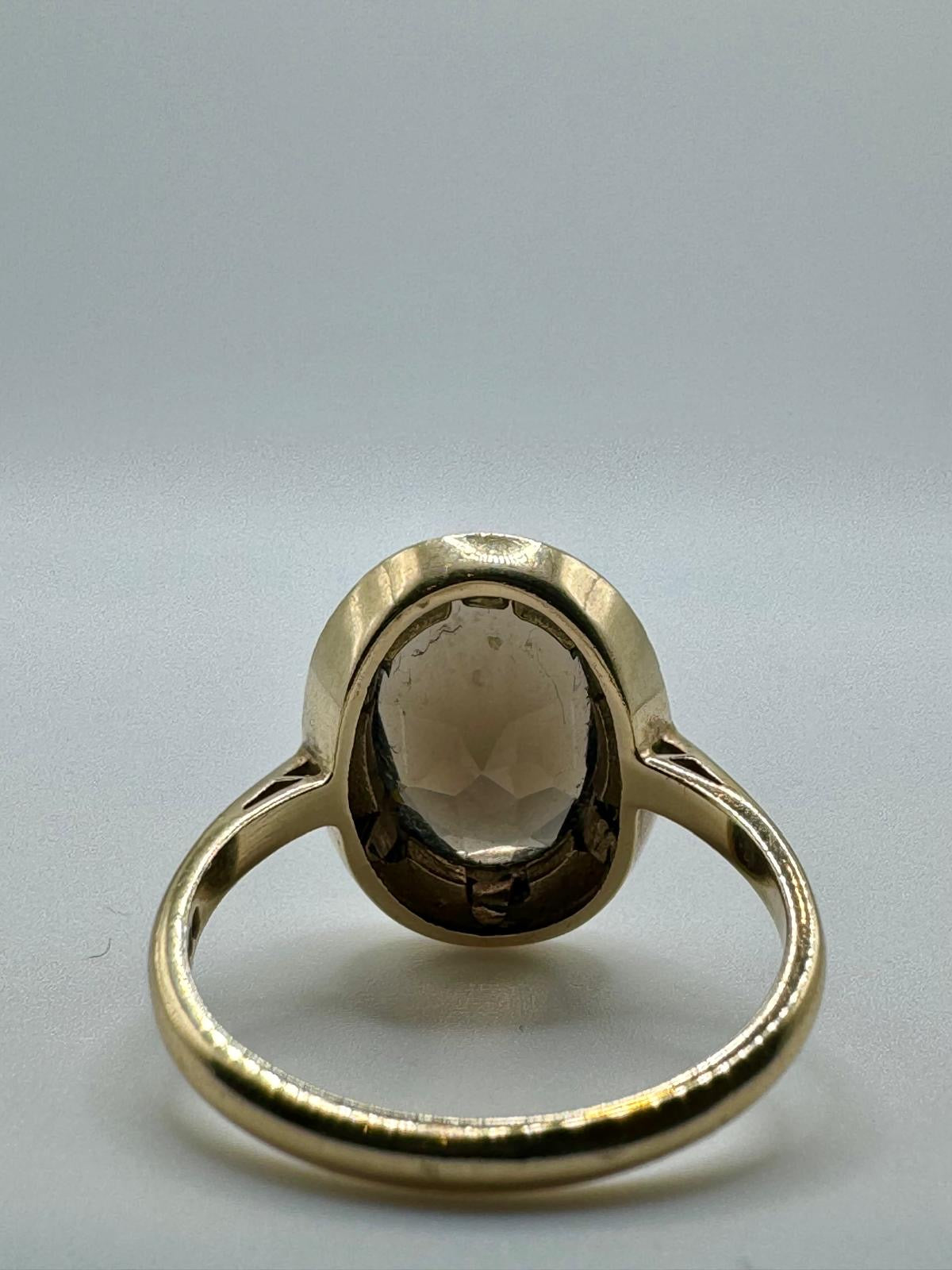 9ct Gold Smokey Quartz Dress Ring